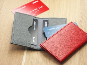 RFID credit and business card holder 211015